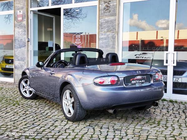 Mazda MX-5 MZR 1.8 Exclusive - 11