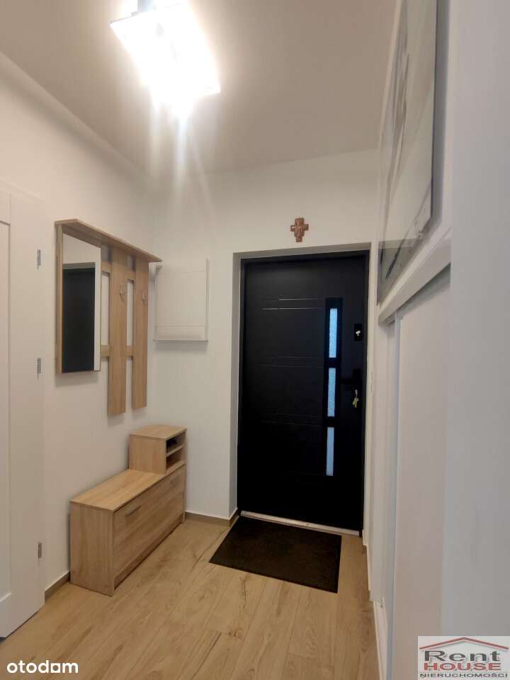 Całkowicie wykończony nowy bliźniak z garażem-7