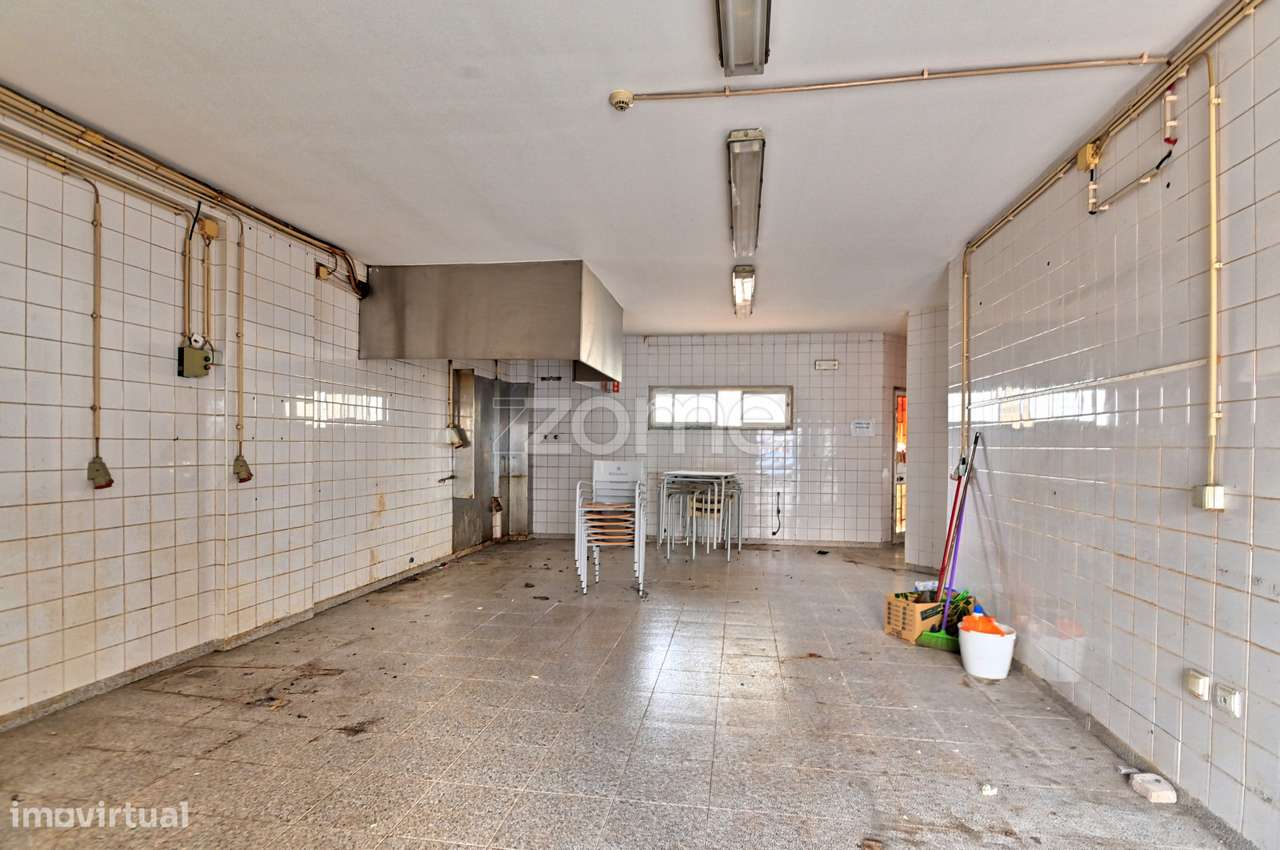 Loja comércio/serviços, Cabeço Mouro, São Domingos de Rana - Grande imagem: 4/6