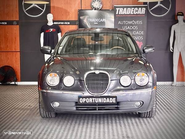 Jaguar S-Type - 39