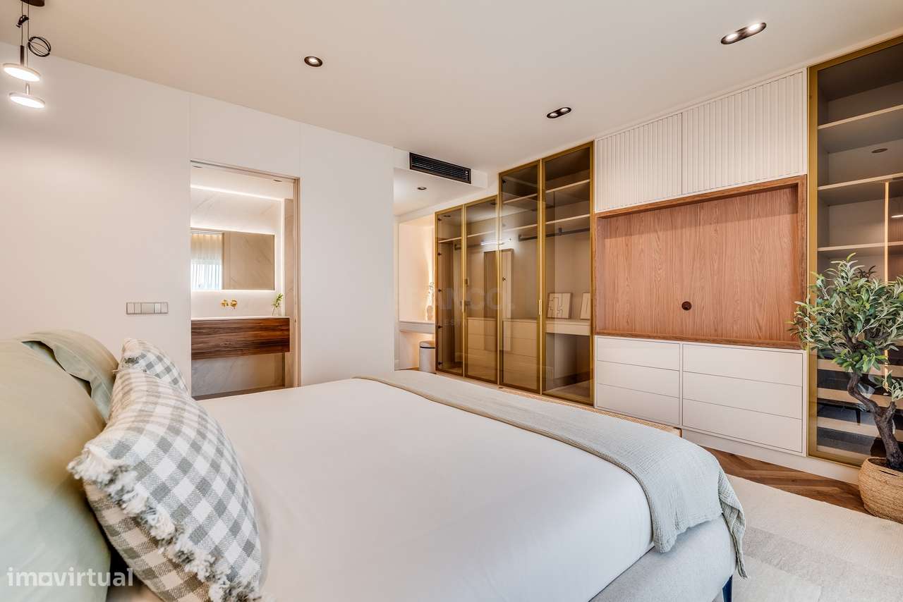 Apartamento T2 Moderno com Rooftop Privado & Vistas Panorâmicas-17