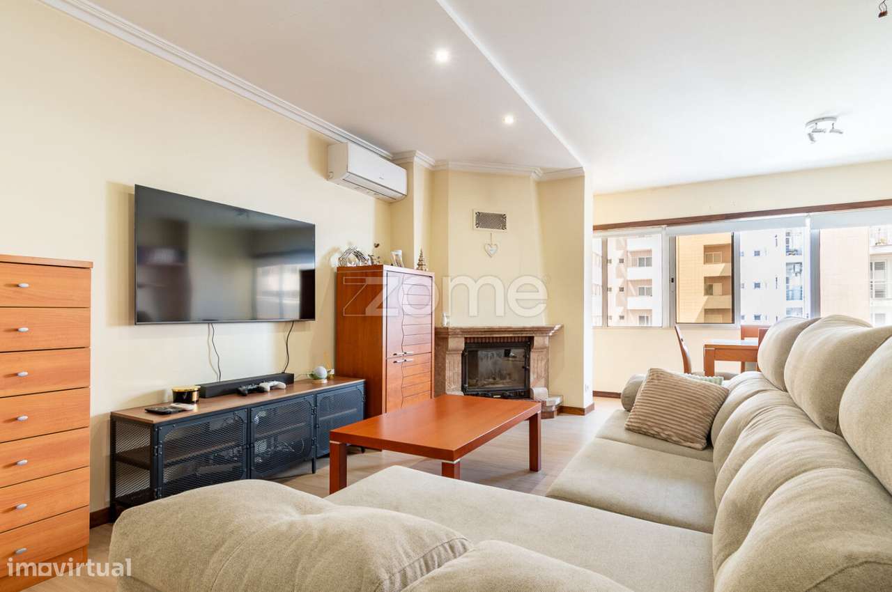 Apartamento T3 em Ferreiros, Braga-0