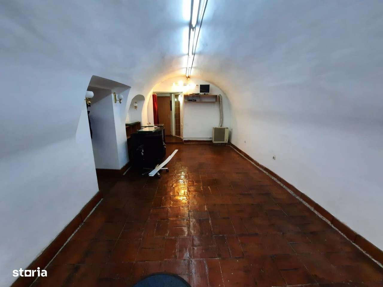 Inchiriez spatiu comercial zona centru - Imagine principală: 5/7