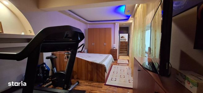 Casă spațioasă cu teren generos – Str. Muzicii-12