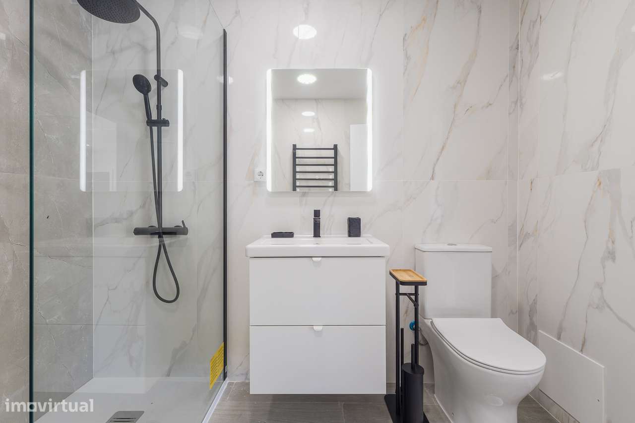 Entre o Mar e a Exclusividade – T1+1 Renovado em São Rafael-22