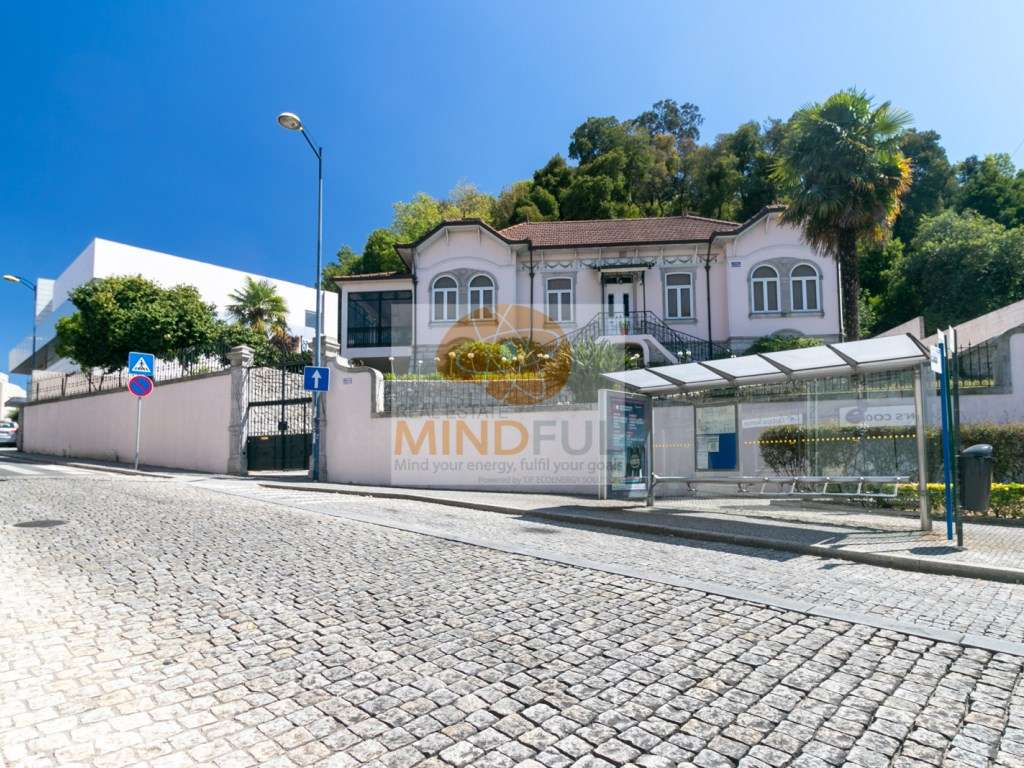 Venda ou Arrendamento de Loja Excelente Perto da Câmara de Gondomar-30