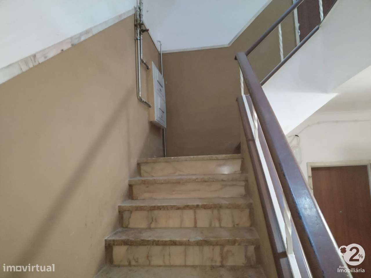 Apartamento T1 Novo (Remodelado) – Mina de Água, Amadora-9