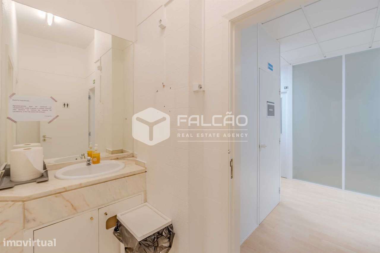 Loja  Venda em Algés, Linda-a-Velha e Cruz Quebrada-Dafundo,Oeiras-24