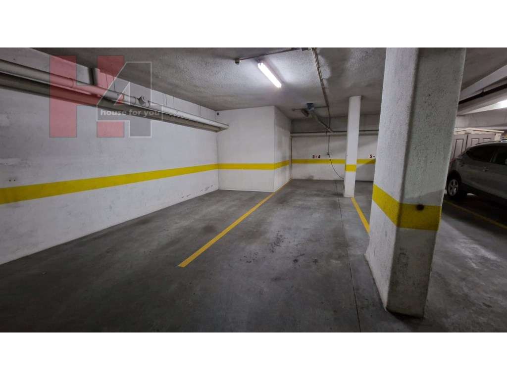 Apartamento T3 Colinas Cruzeiro com 150 m² e 4 lugares de parqueamento-31