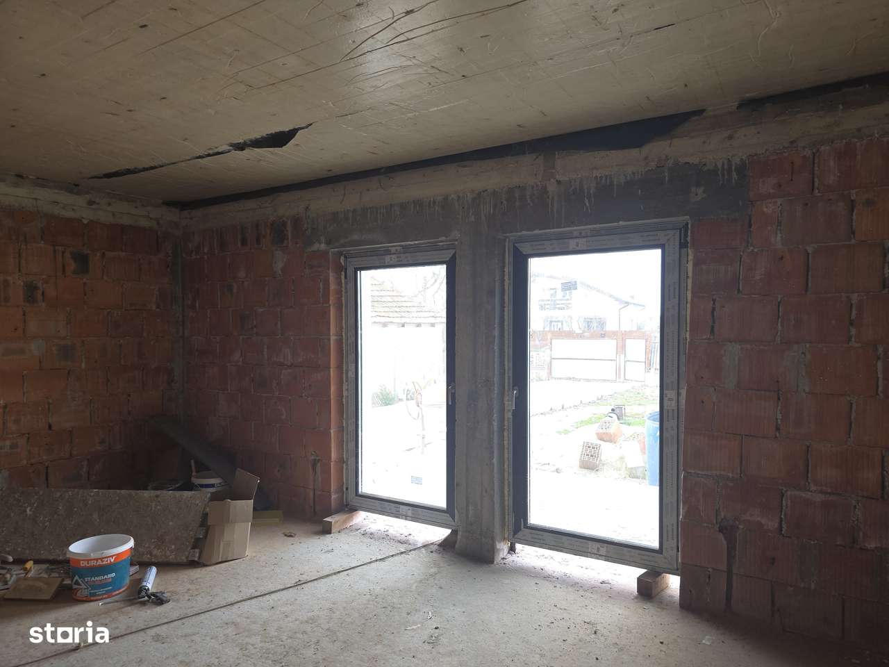 Ocazie in Caciulati! Casa idividuala noua la 15 minute de capitala!-8