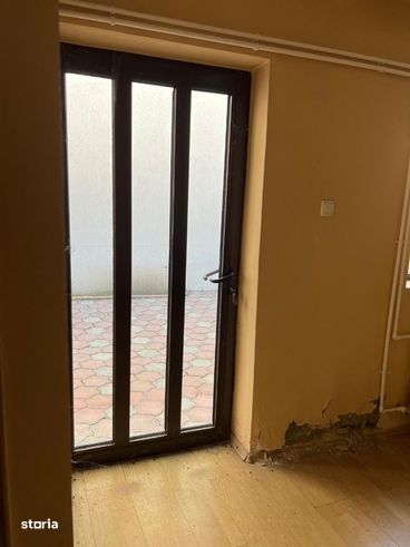 De vanzare: Casa cu 3 camere in zona centrala a Ploiestiului-5