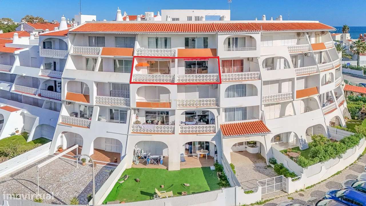 Apartamento T1 com 87m2 a 200m da Praia dos Aveiros - Grande imagem: 4/32