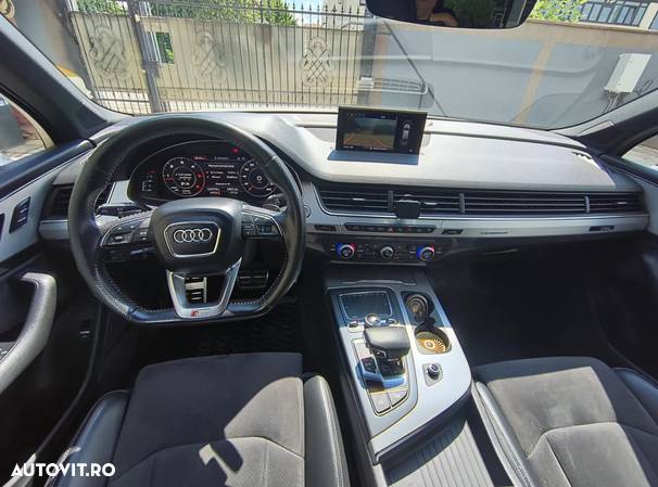 Audi Q7 3.0 TDI Quattro Tiptronic - 23