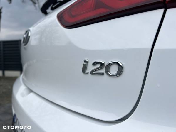 Hyundai i20 - 14