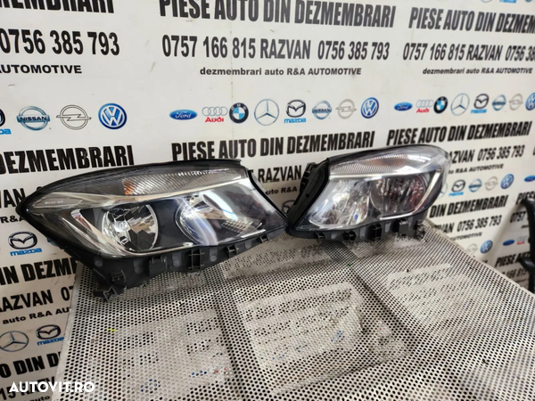 Faruri Far Stanga Dreapta Mercedes GLA X156 W156 Halogen Cod A1569061400 A1569061300 Originale - Dezmembrari Arad - 2