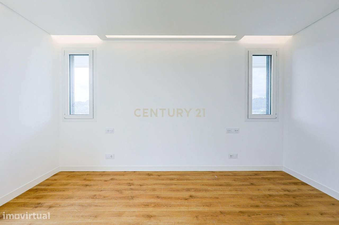 Apartamento T3 na MalvaRosa, Alverca-23