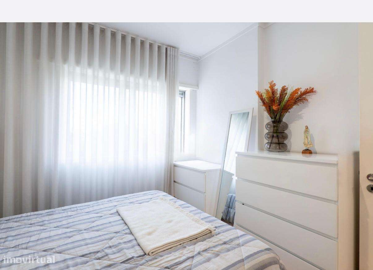 Apartamento T3 Renovado no coração de Matosinhos-22