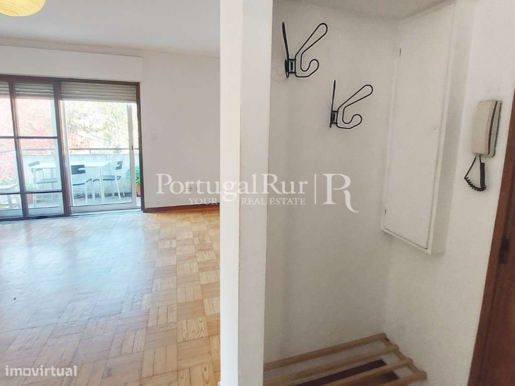Apartamento T3 projecto Fernando Távora em Ramalde-22