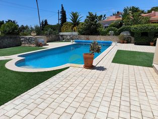 Moradia isolada com piscina; Carvoeiro e Lagoa - Grande imagem: 5/23