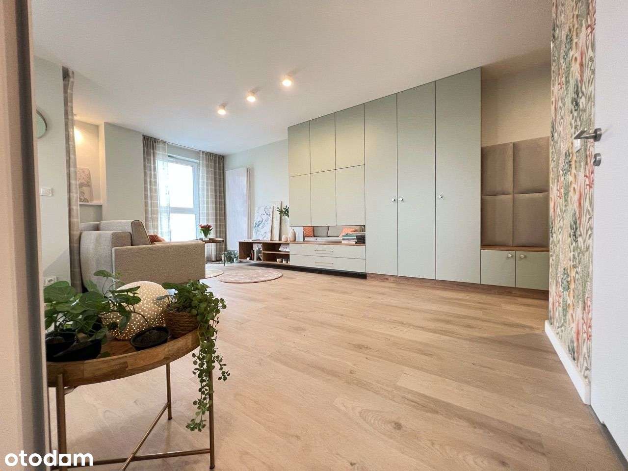 Wiosenny Apartament, KL, Garaż, klima