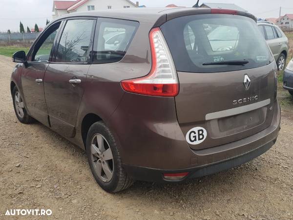 bara fata spate capota trager calandru armatura haion portbagaj grila radiator masca Renault Grand Scenic 3 2009 motor 1.5dci 109cp k9k dezmembrez dezmembrari - 4