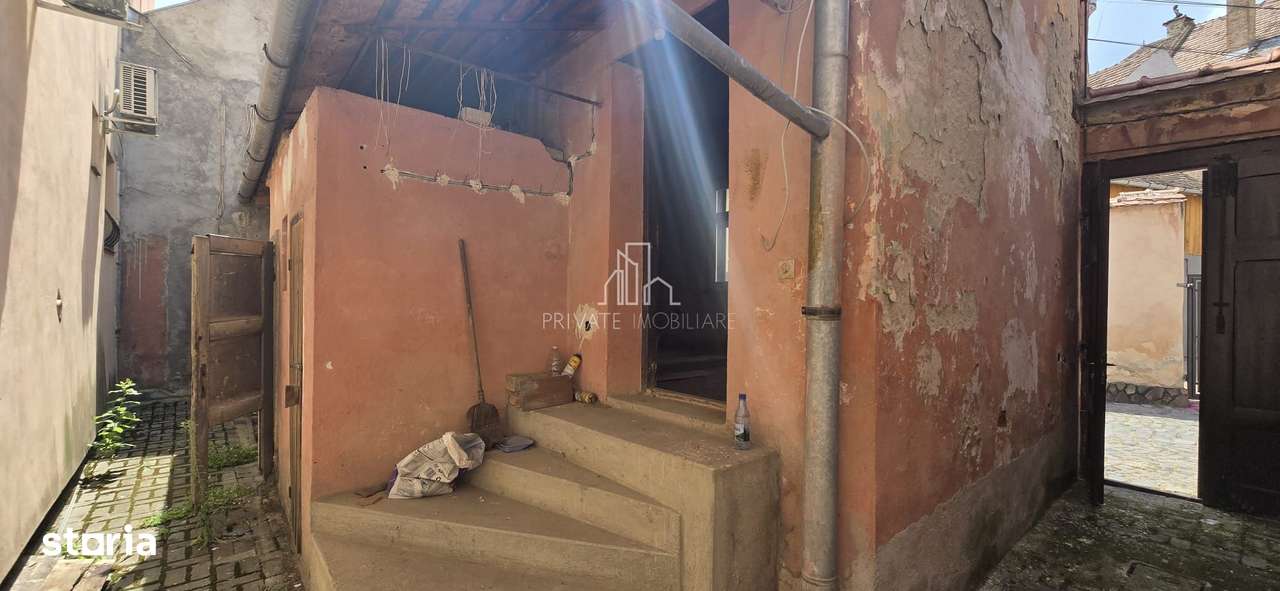 Spatiu de inchiriat in centrul orasului Sighisoara - Imagine principală: 4/11