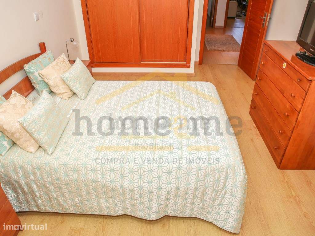 Fantástico Apartamento T2 com 2 varandas e arrecadação-7