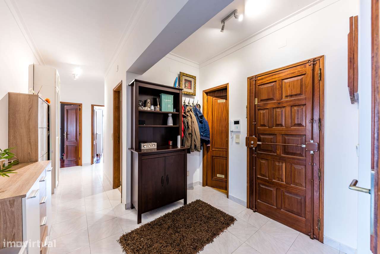 Apartamento com vista privilegiada-28