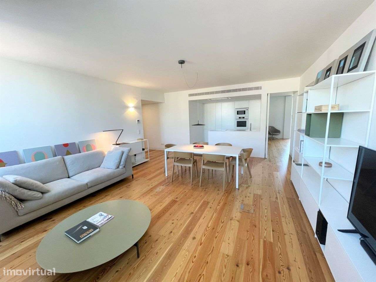 2 Suites Luxo Recente Mobilado Coz equipada AC e Aquec Central - Grande imagem: 3/36