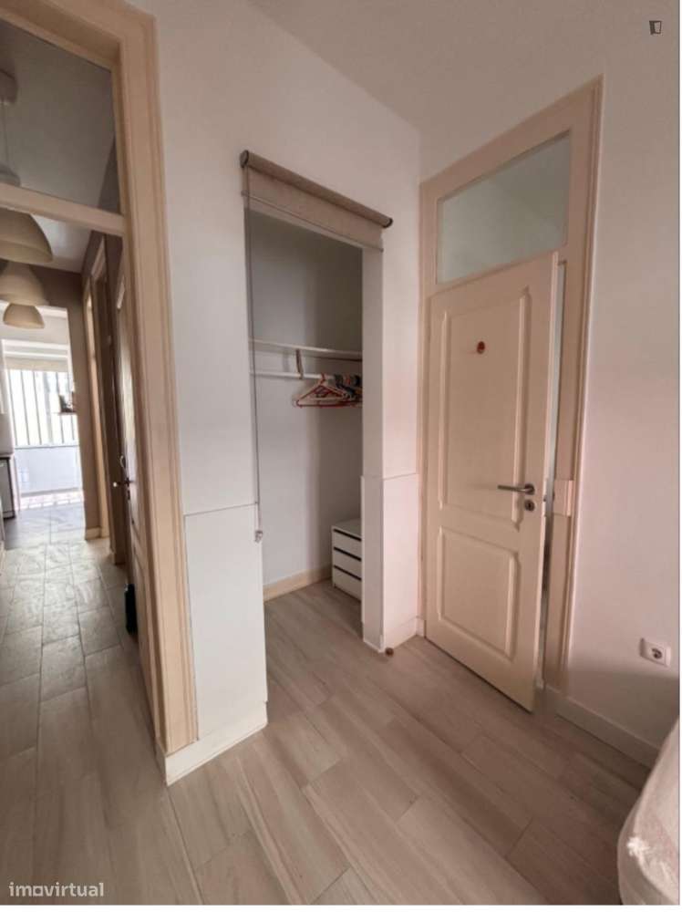 Quarto - localizado em Entrecampos Lisbon - Grande imagem: 4/5