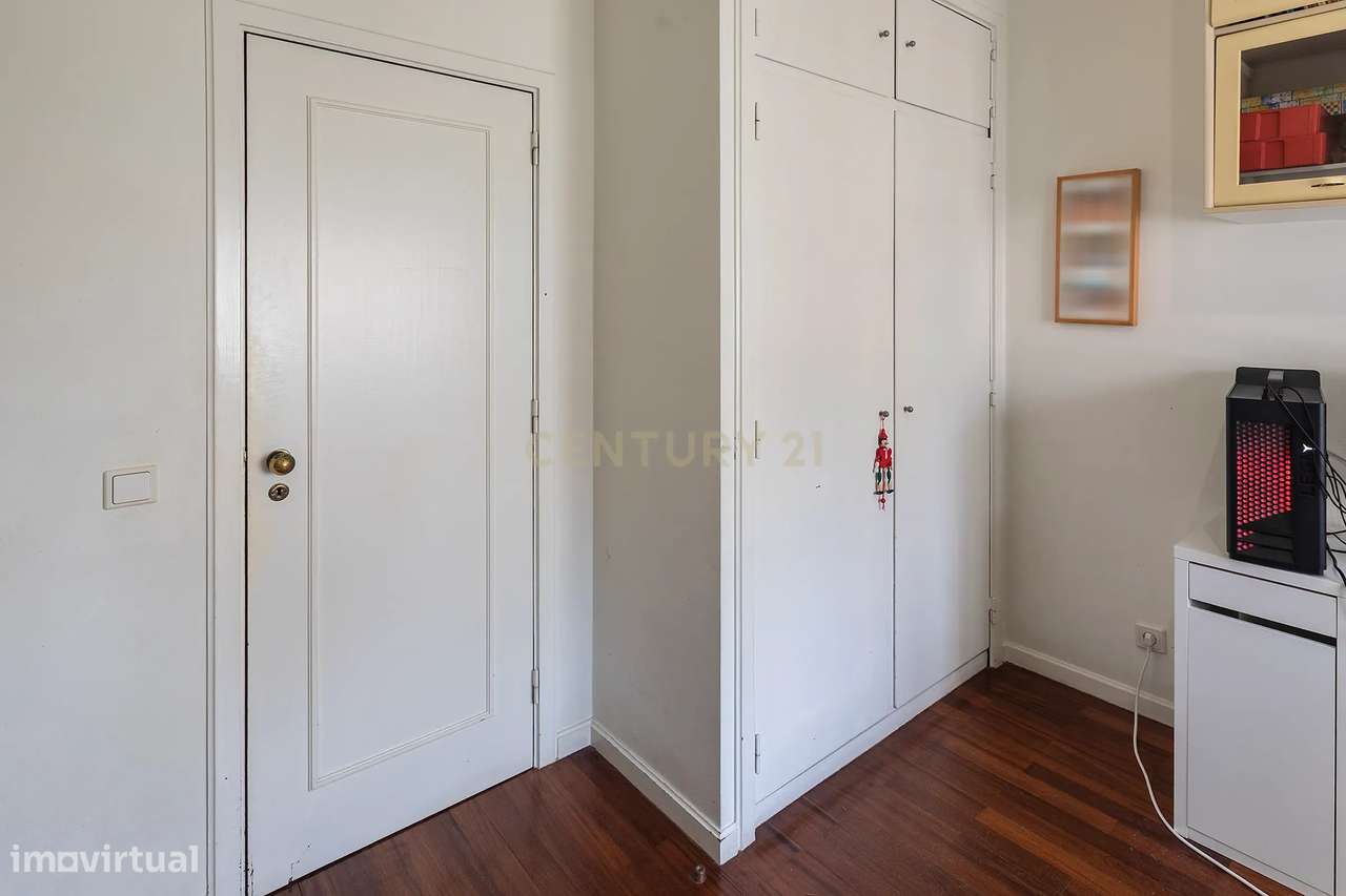 Apartamento T3 Miraflores - Oeiras com Garagem Box-31