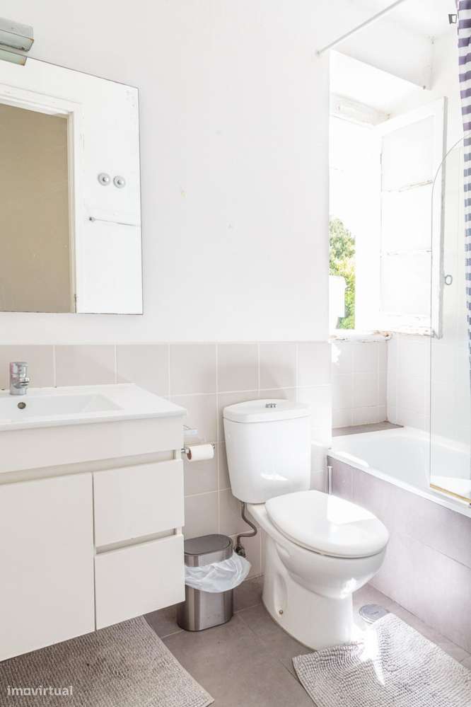 Quarto - localizado em Arroios Lisbon - Grande imagem: 3/6