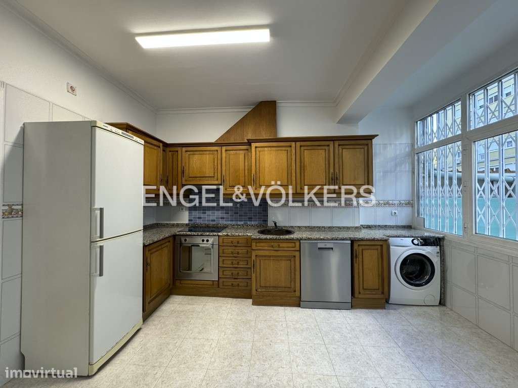 Apartamento T2 com Terraço em Carnide - Grande imagem: 5/36