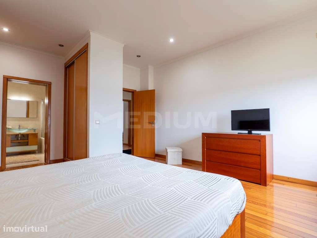 Moradia Isolada em Avidos-23