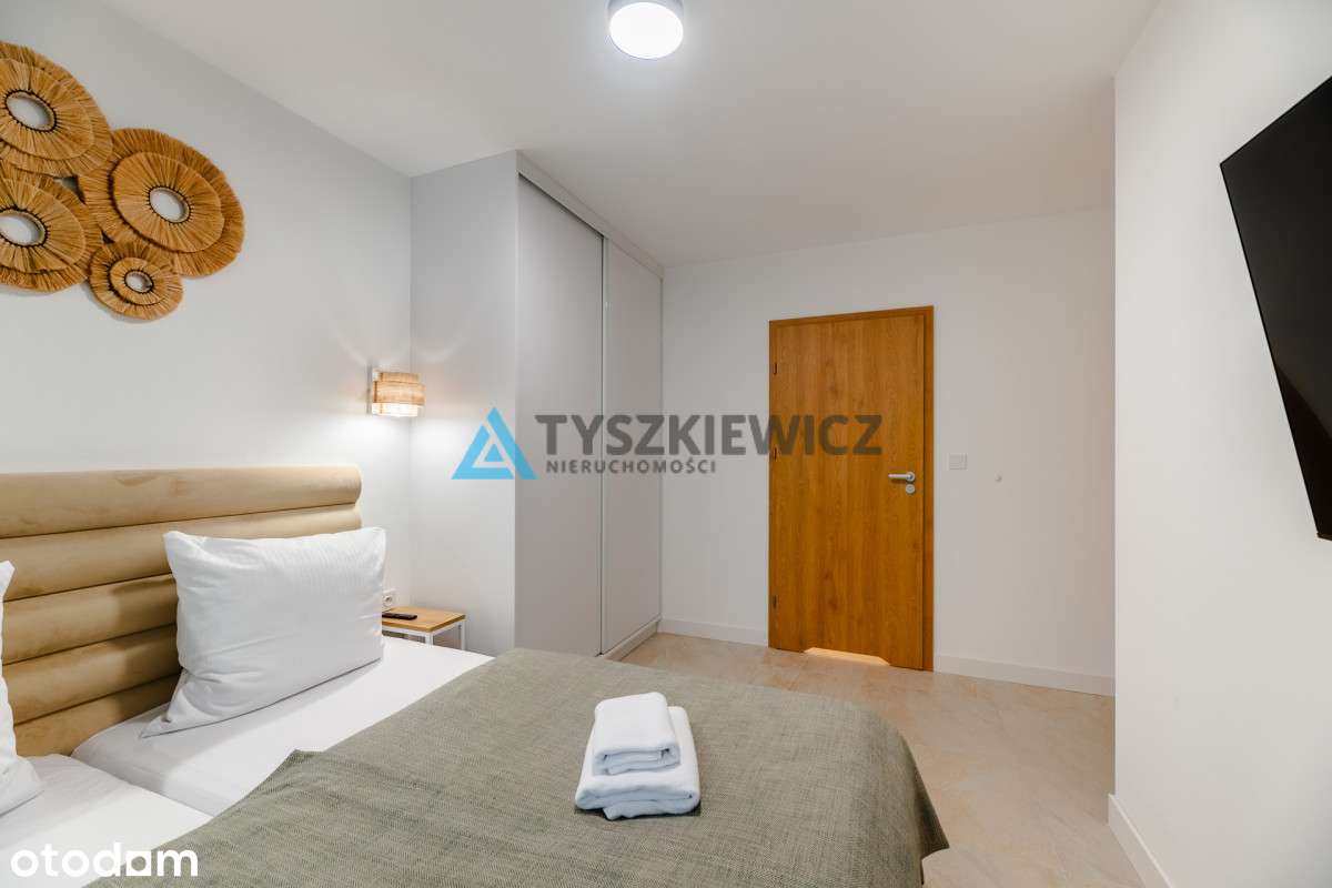 Penthouse z widokiem na morze i tarasami-10