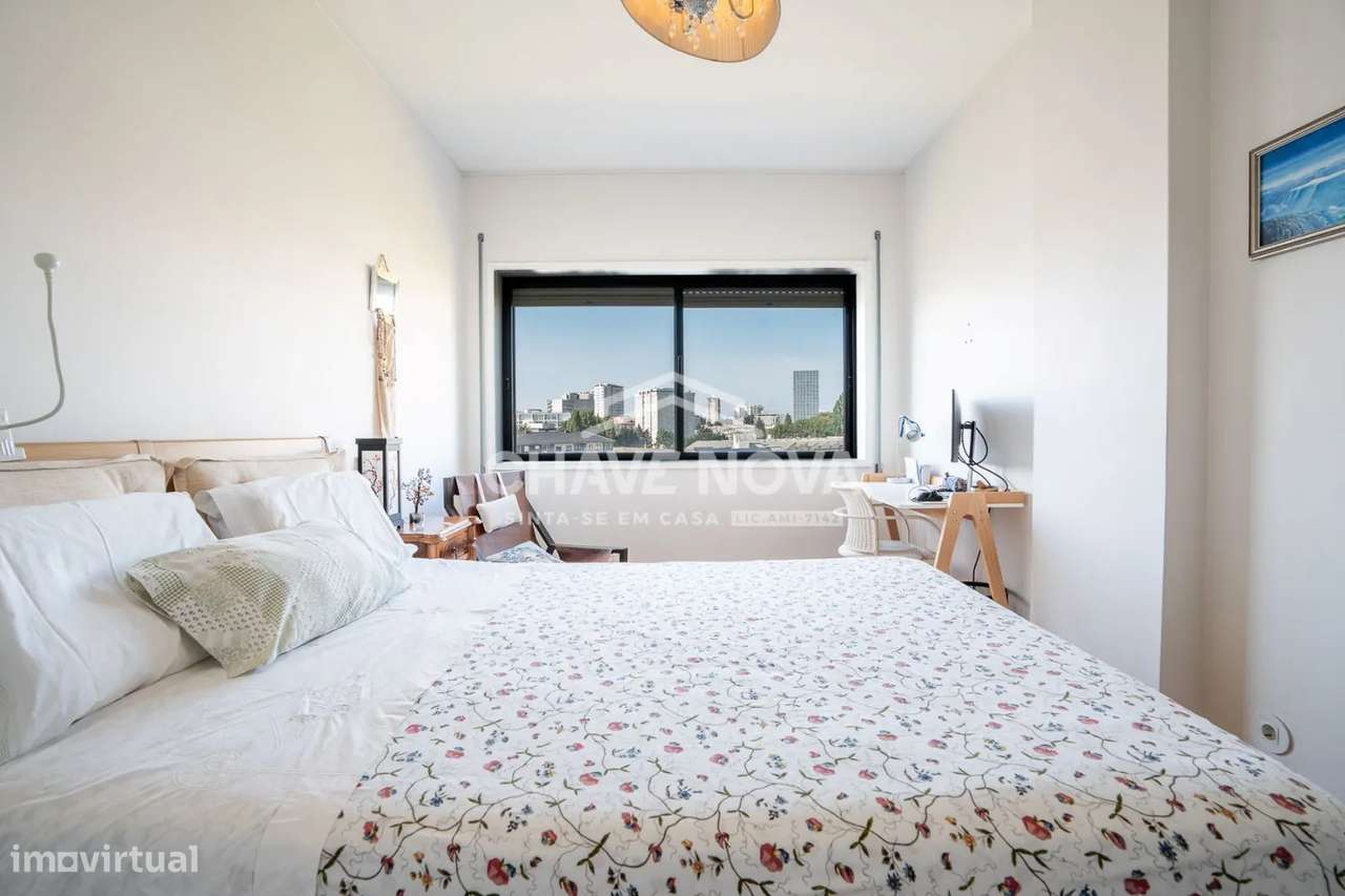 Apartamento T3 c/vista para a Foz do Douro-11