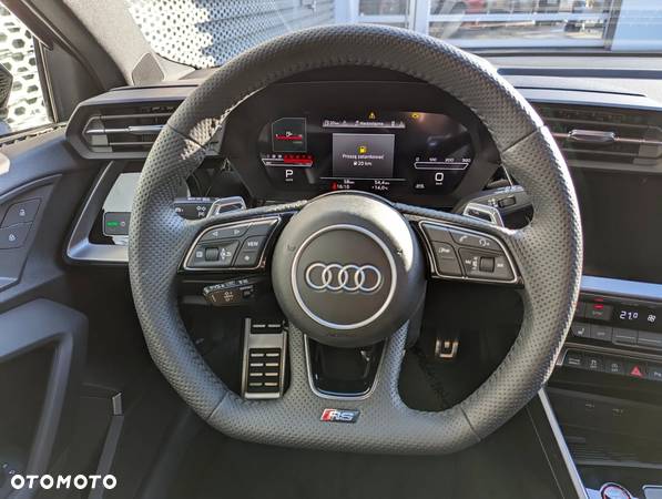 Audi RS3 TFSI Quattro S tronic - 17