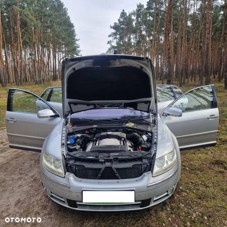 Volkswagen Phaeton 4.2 V8 4Mot (5 os.) - 17