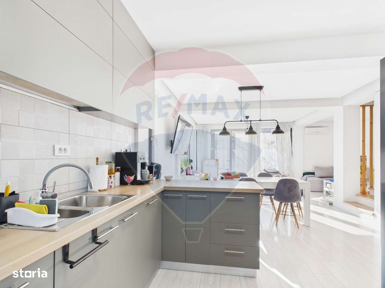 Vila superba de vanzare in apropiere de Bucuresti-2