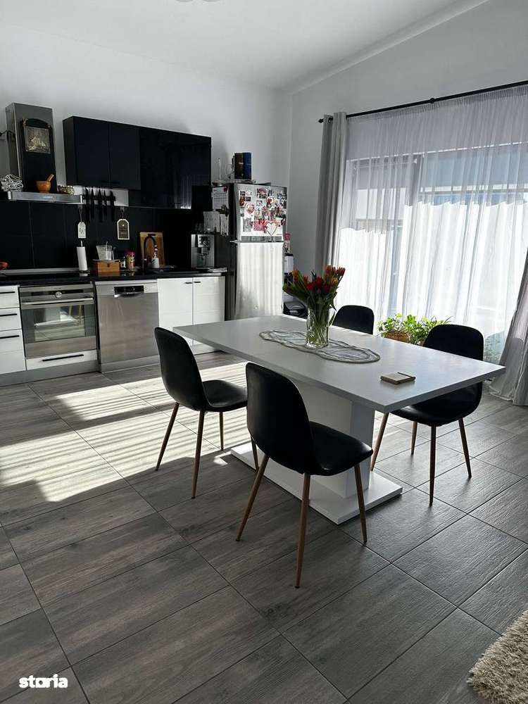 Proprietar vând casă în Săsar - Imagine principală: 1/18