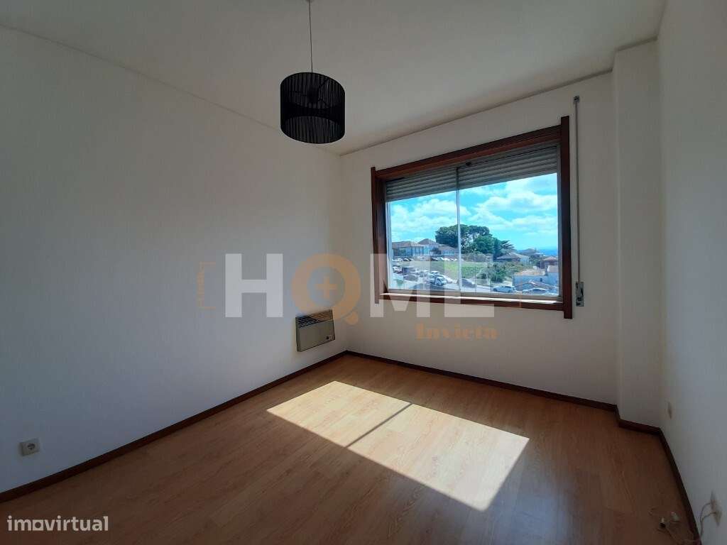 Apartamento T3+1, com varanda à Av. Fernão de Magalhães- Bonfim- Porto-5