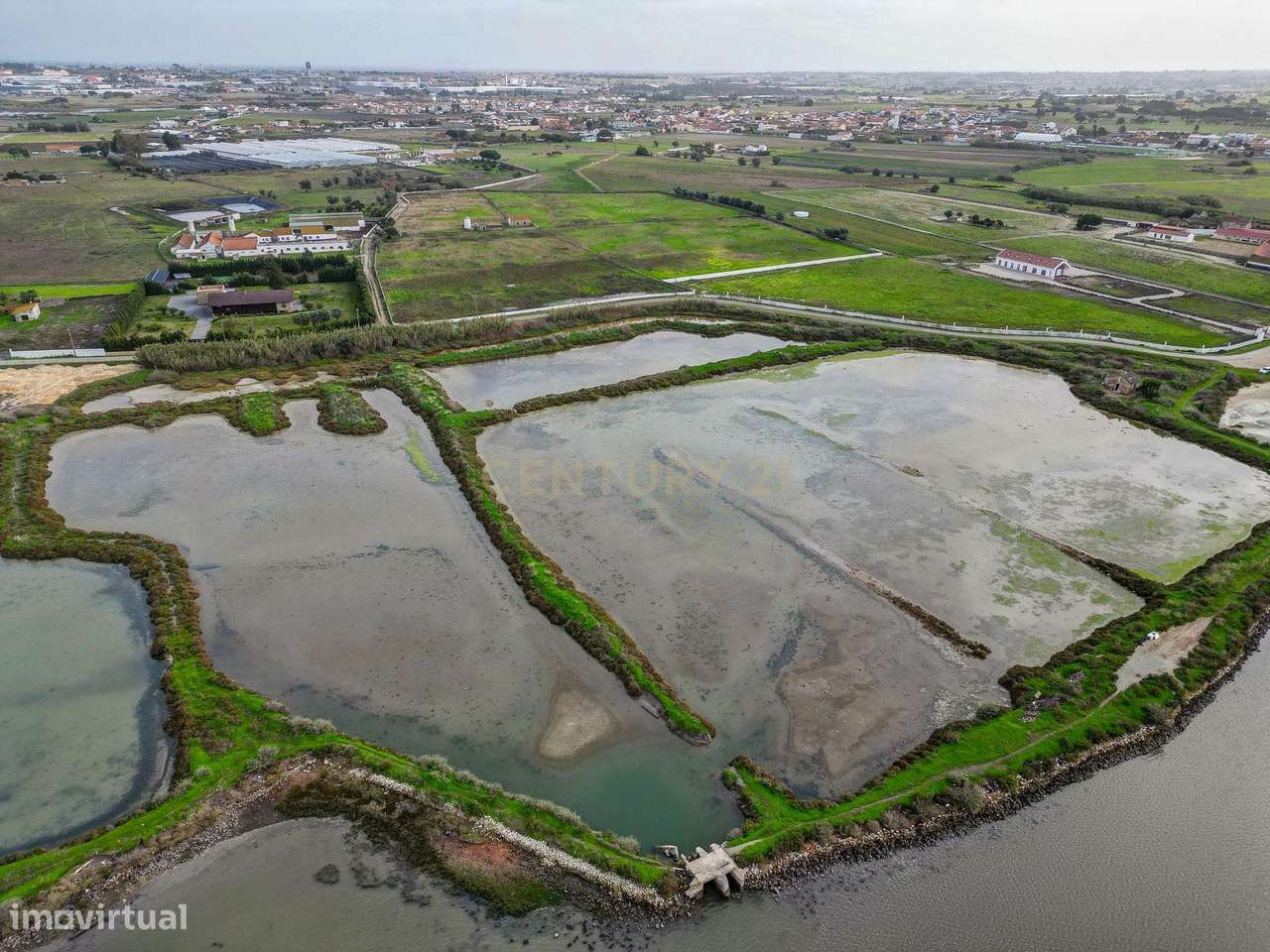Marinha com 5 ha, destinada a piscicultura, em Sarilhos Grandes, Monti-7