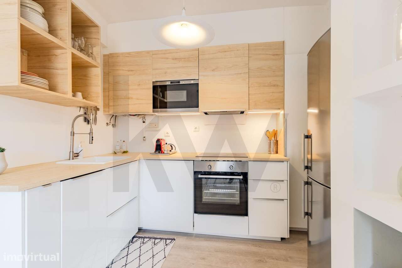 Apartamento totalmente renovado, muito luminoso, no Centro Histórico d-13