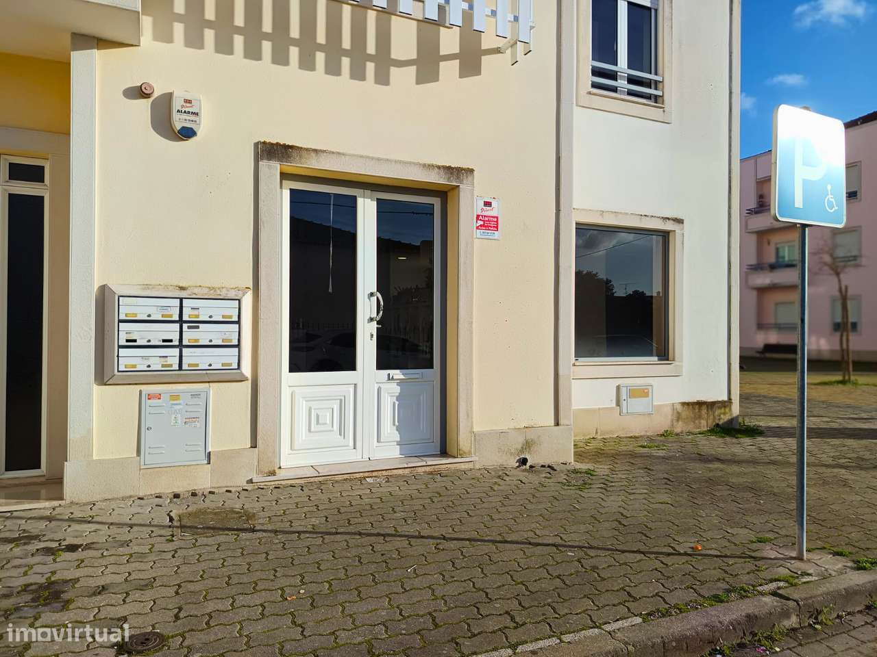 Loja no Centro de Almeirim –Excelente Oportunidade - Grande imagem: 5/6