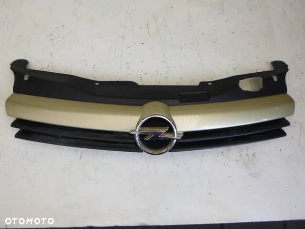 Opel Astra III H atrapa grill Z40H - 1