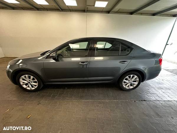 Skoda Octavia 2.0 TDI DSG Style - 9