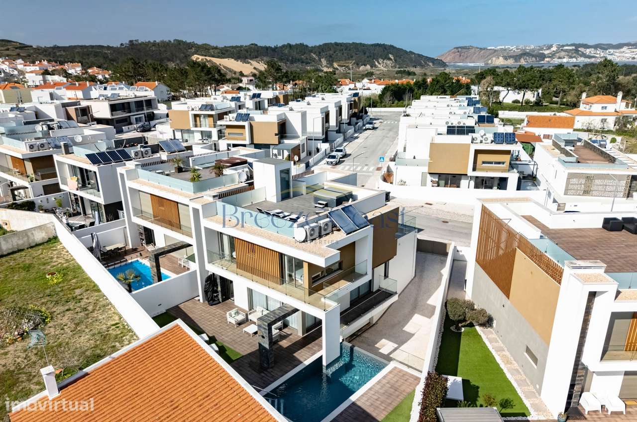 Moradia T4+1 de luxo com elevador - Grande imagem: 2/42