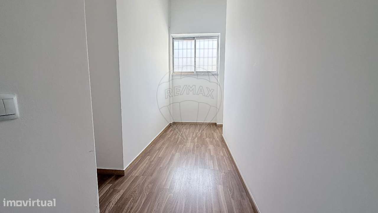 Loja  para arrendamento - Grande imagem: 5/16