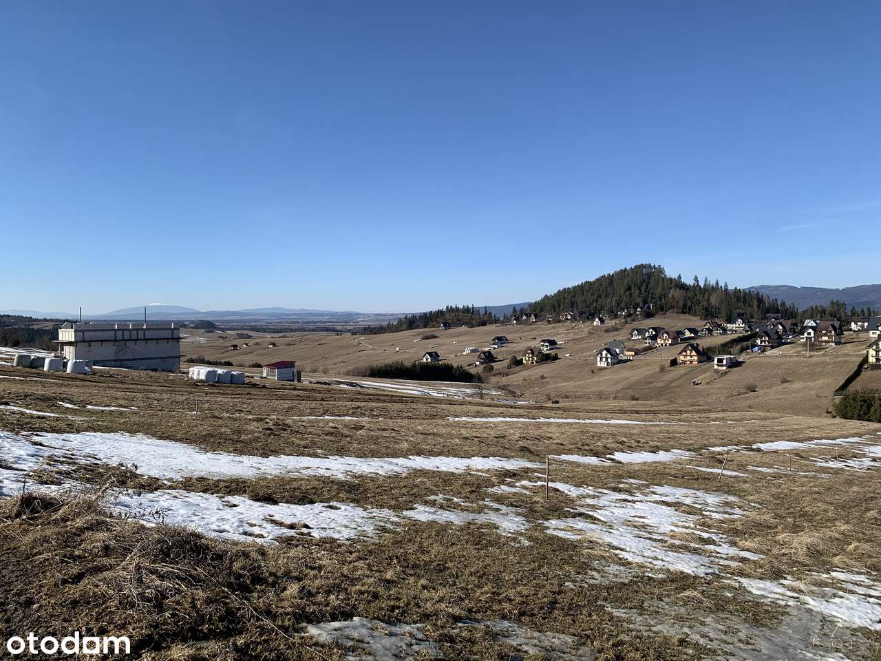 Na sprzedaż działka budowlana Dursztyn-11