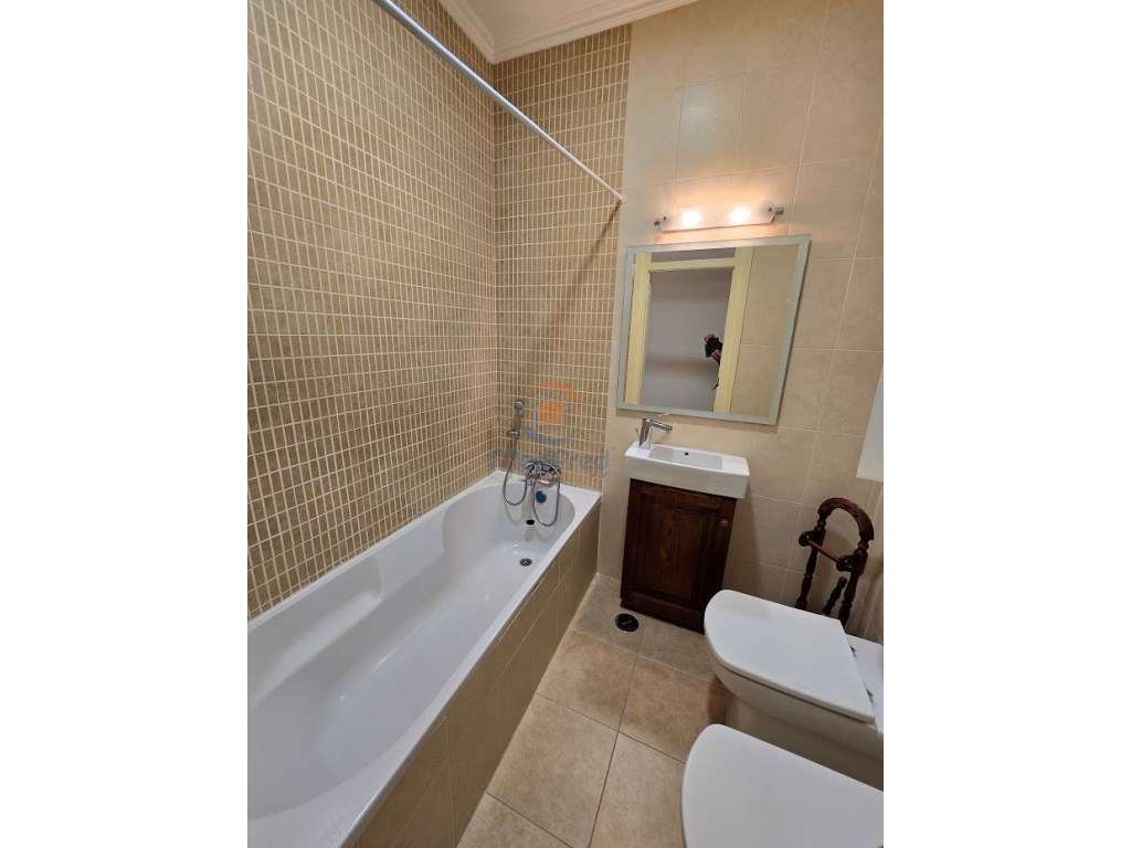 Apartamento T4 em Lisboa | Avenidas Novas-16